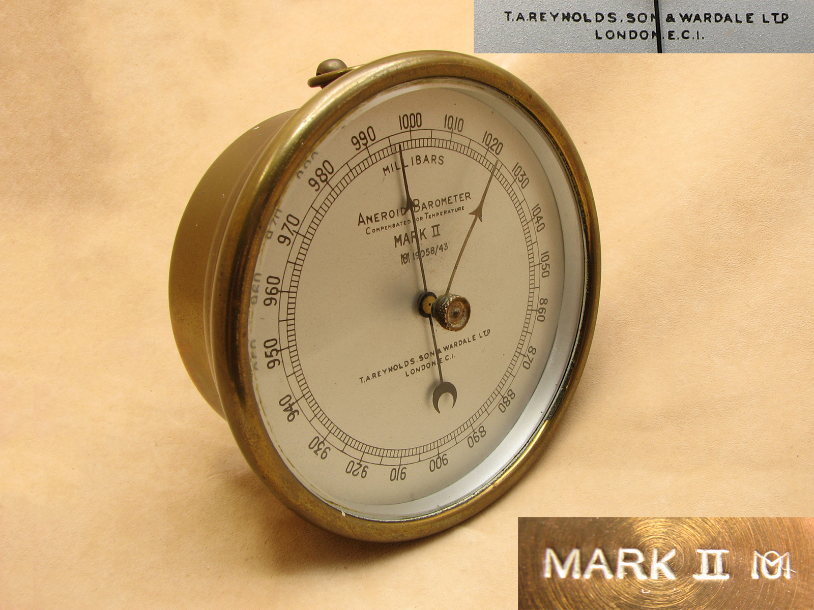 WW2 period Mark II Meteorological Office aneroid barometer by T.A REYNOLDS, SON & WARDALE LTD.